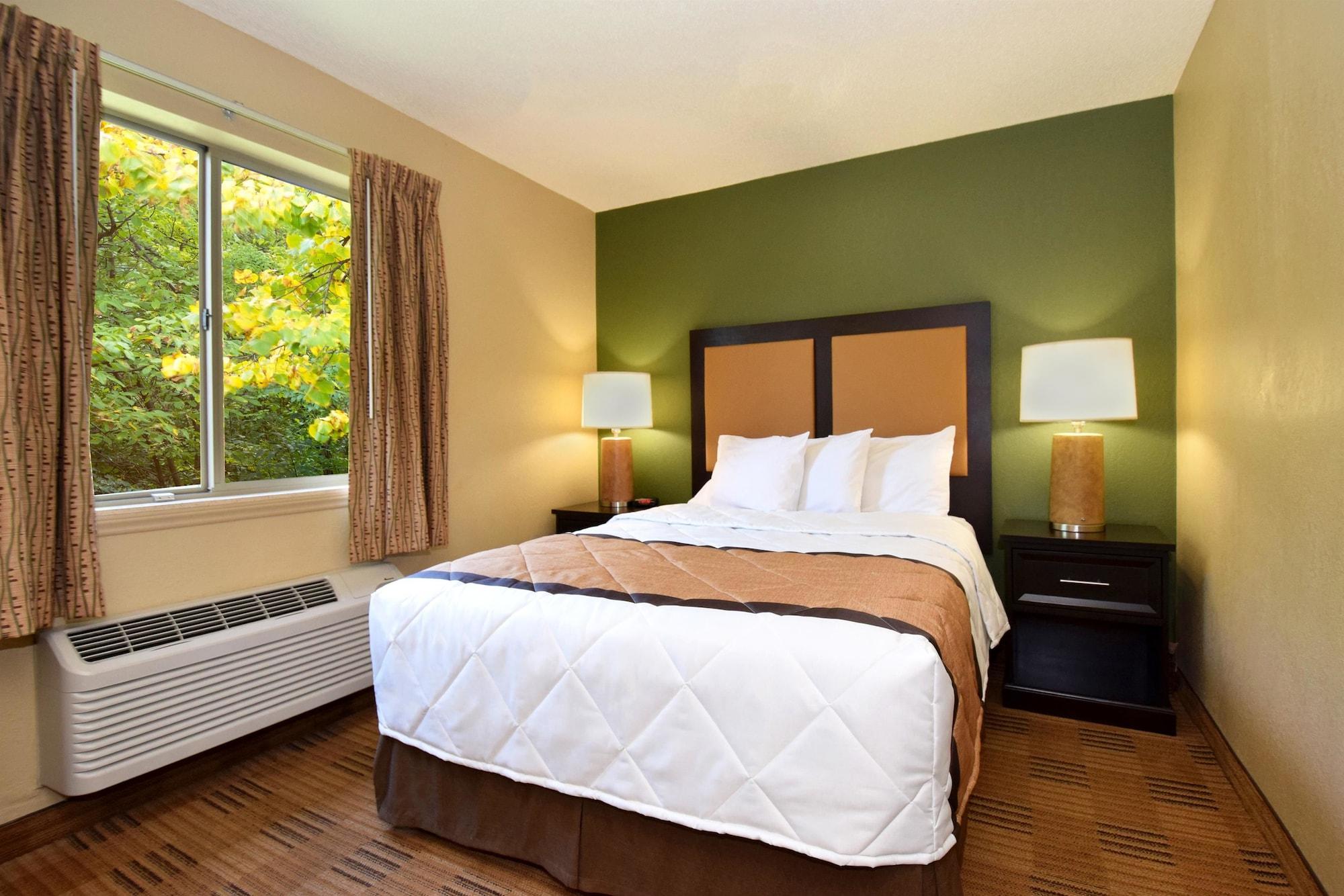 Extended Stay America Suites - Cleveland - Мидълбърг Хайтс Екстериор снимка