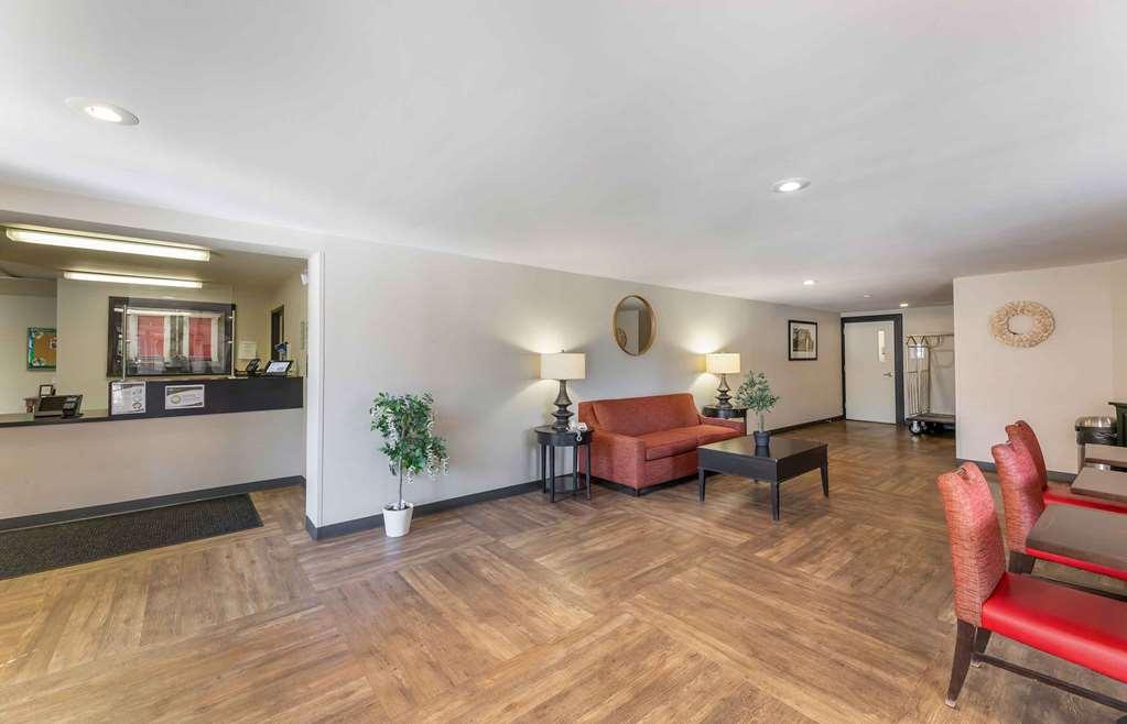 Extended Stay America Suites - Cleveland - Мидълбърг Хайтс Интериор снимка