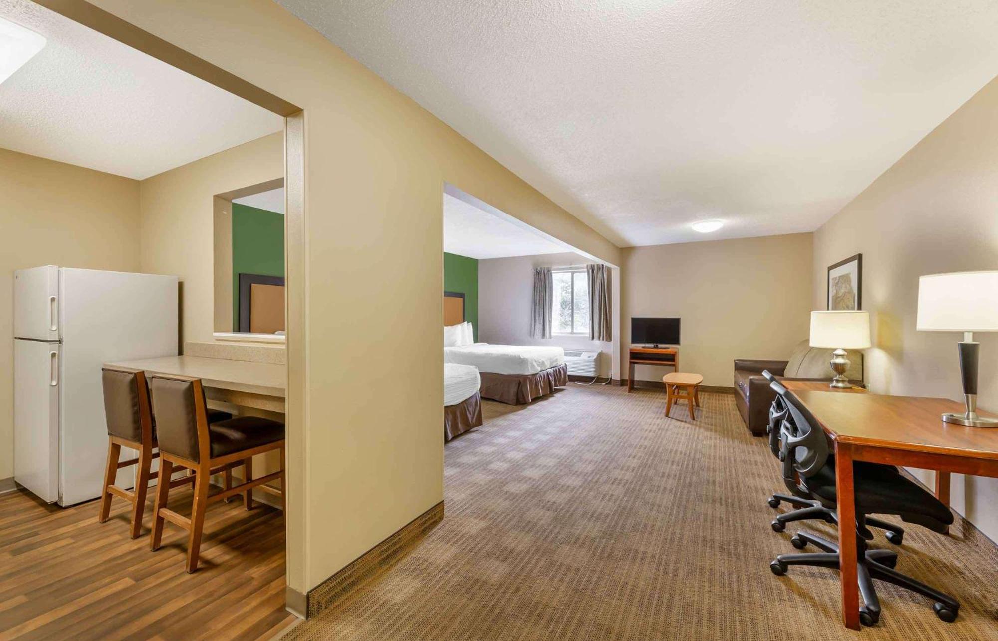 Extended Stay America Suites - Cleveland - Мидълбърг Хайтс Екстериор снимка