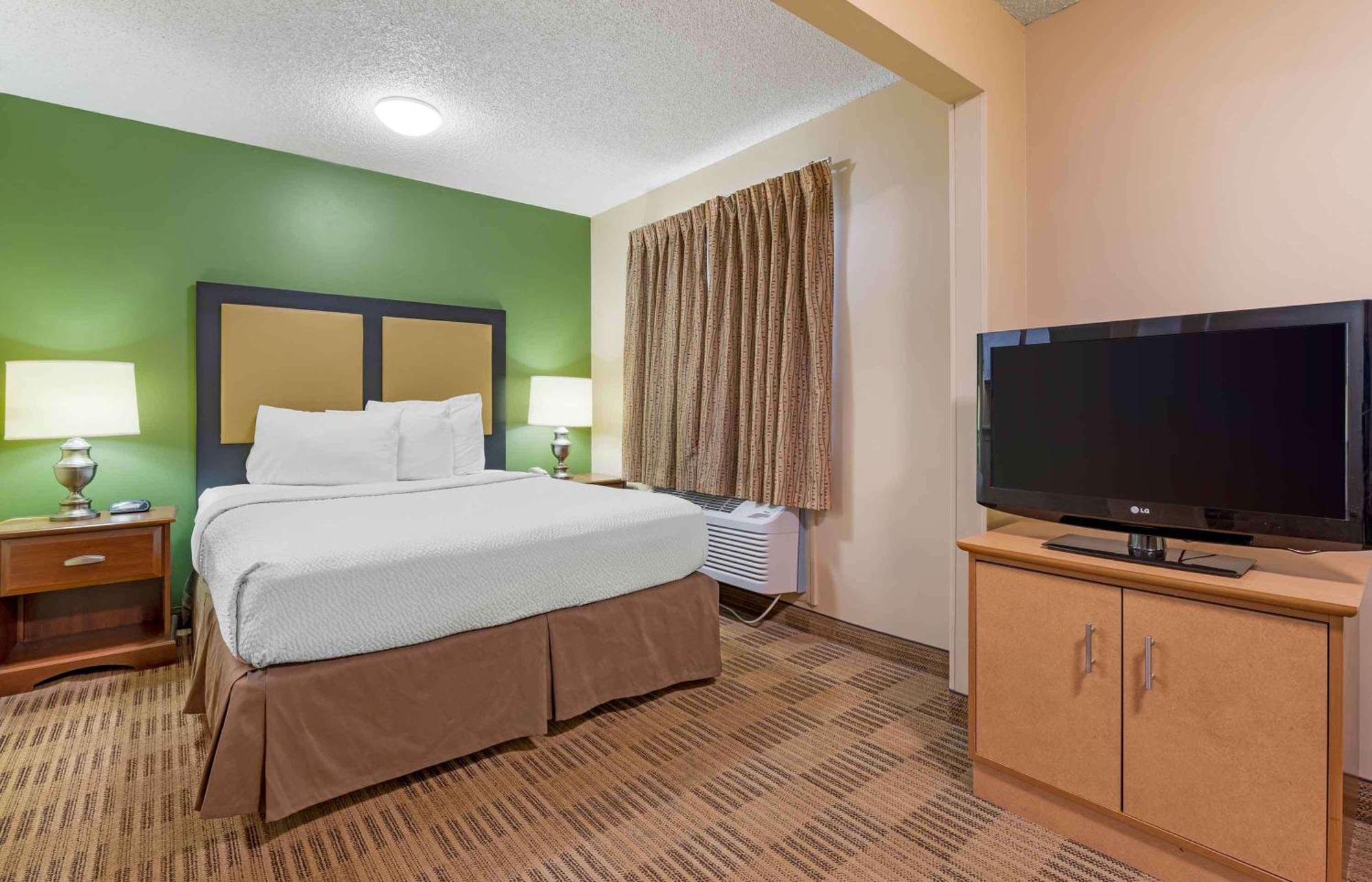 Extended Stay America Suites - Cleveland - Мидълбърг Хайтс Екстериор снимка