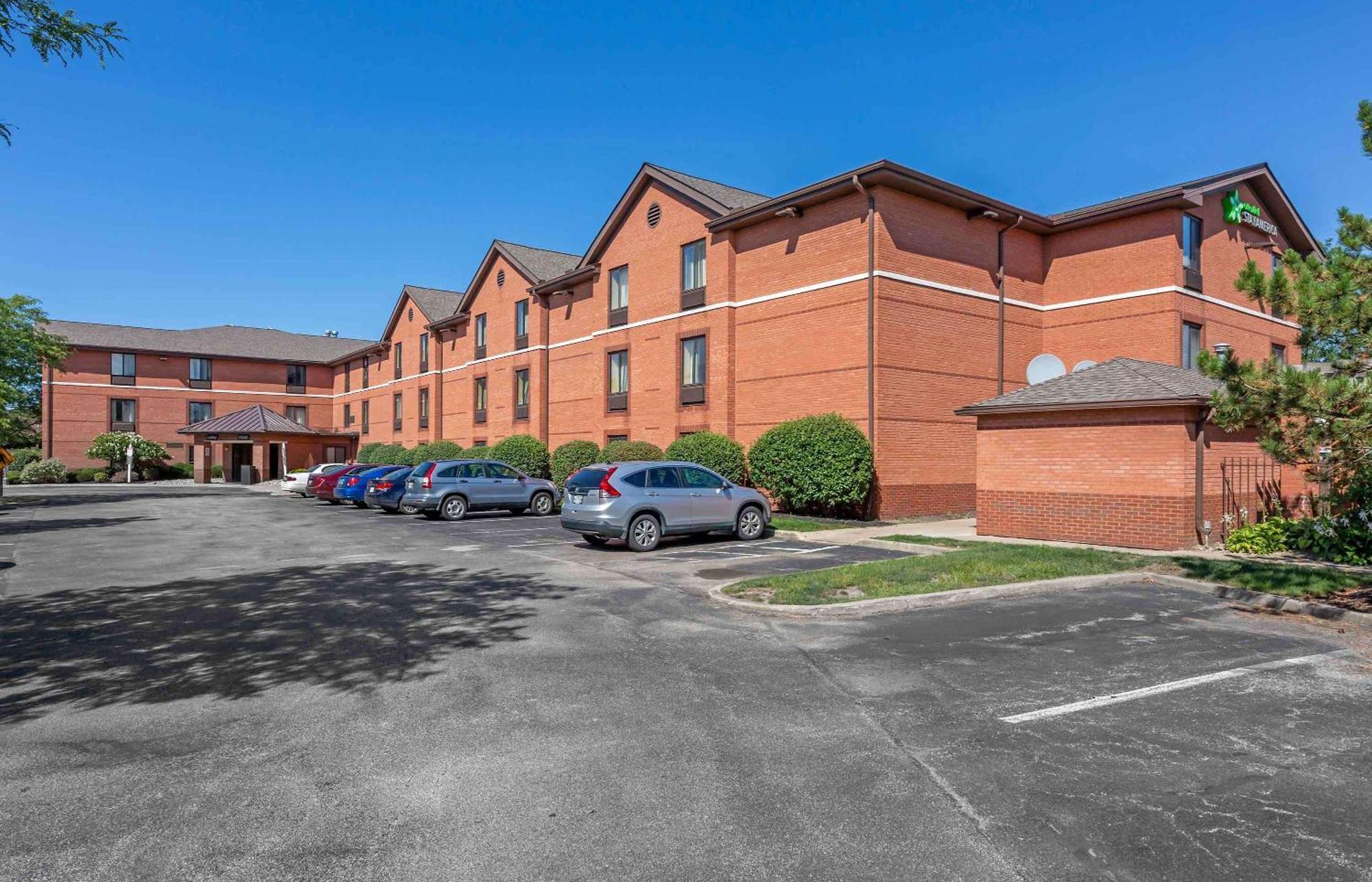 Extended Stay America Suites - Cleveland - Мидълбърг Хайтс Екстериор снимка